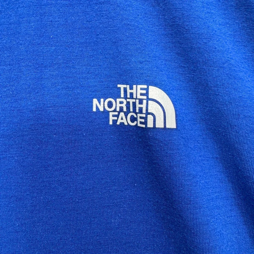The North Face VaporWick 1/4 Zip Pullover Mens XL Blue Long Sleeve Running